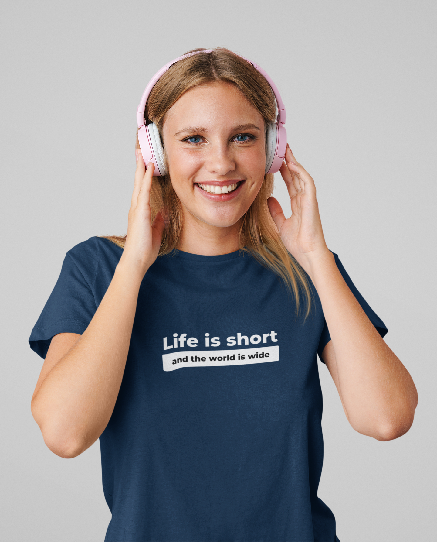 T-SHIRTS FEMMES LIFE IS SHORT