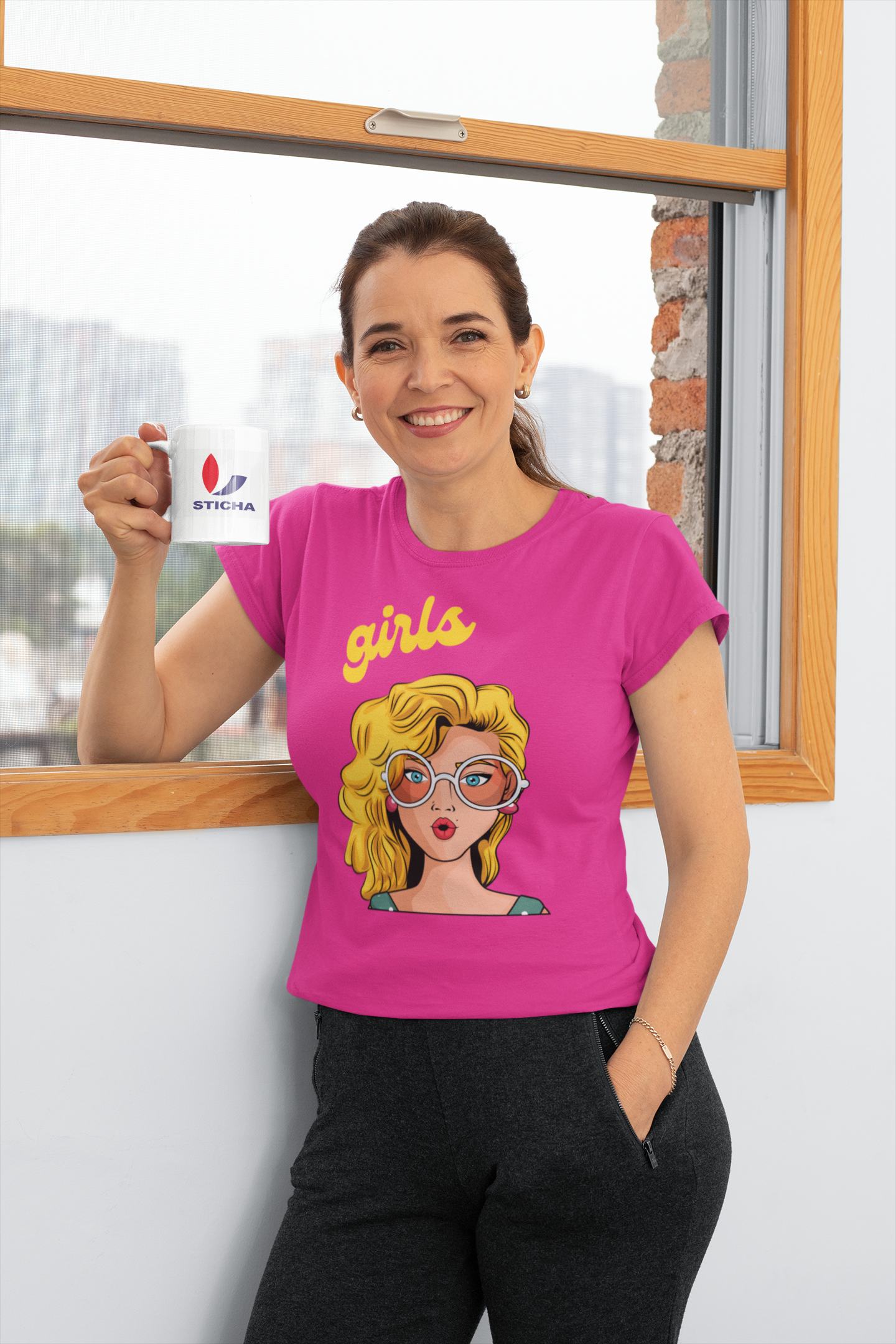T-SHIRTS FEMMES GIRL SUNGLASSES MAGENTA